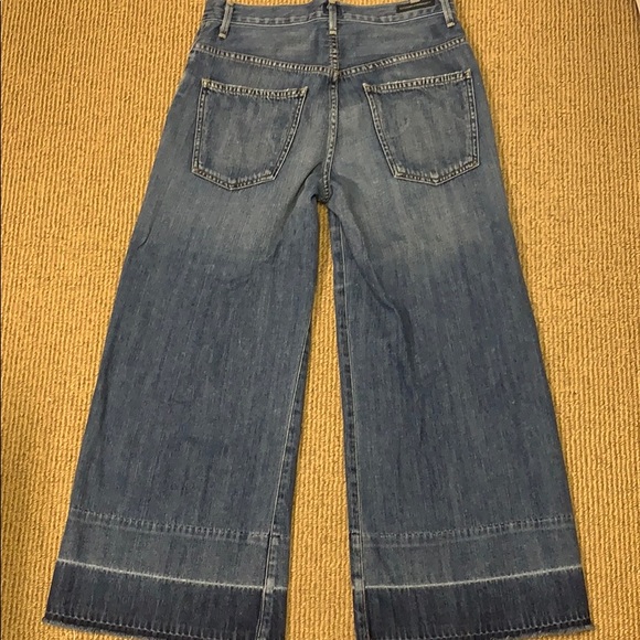 Denim - Picture 4 of 6